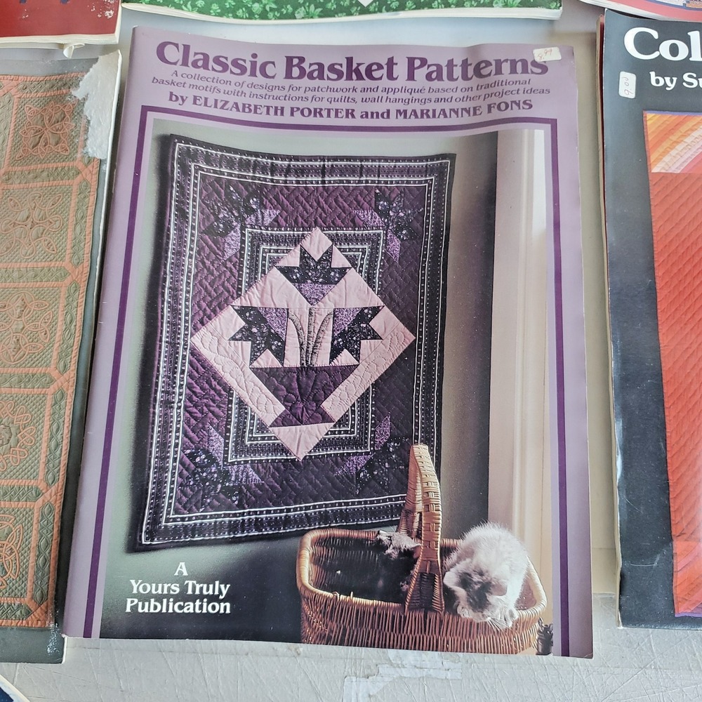 Lot of 8 Mixed Paperback Quilting Books Various Authors Quilt Pattern Distressed - Picture 4 of 16